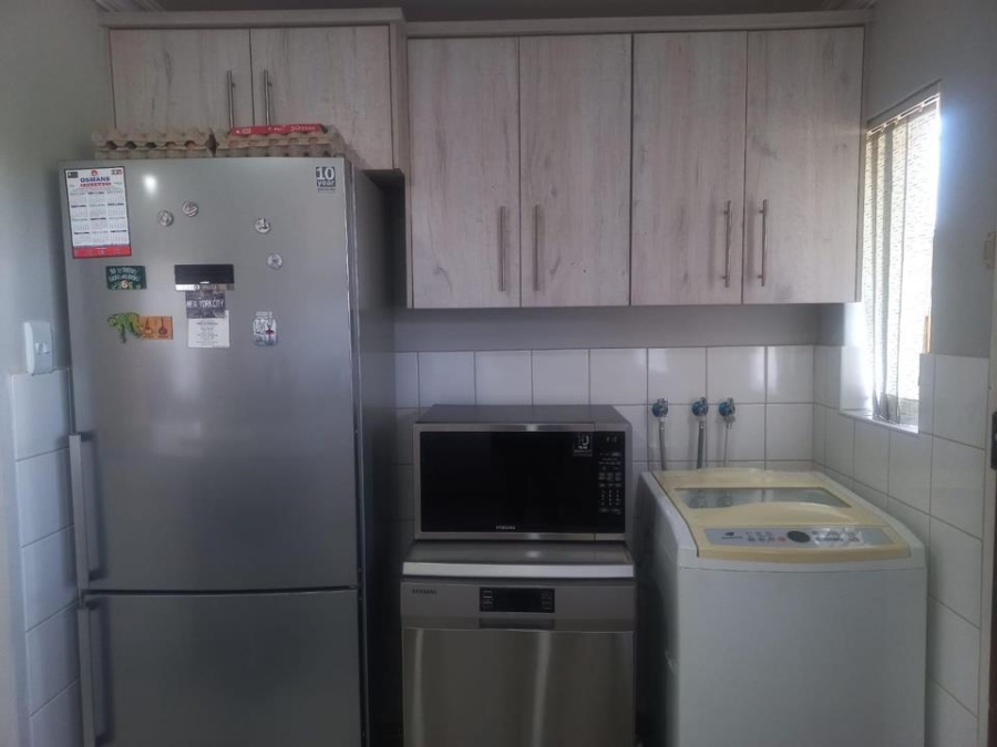 3 Bedroom Property for Sale in Heuweloord Gauteng