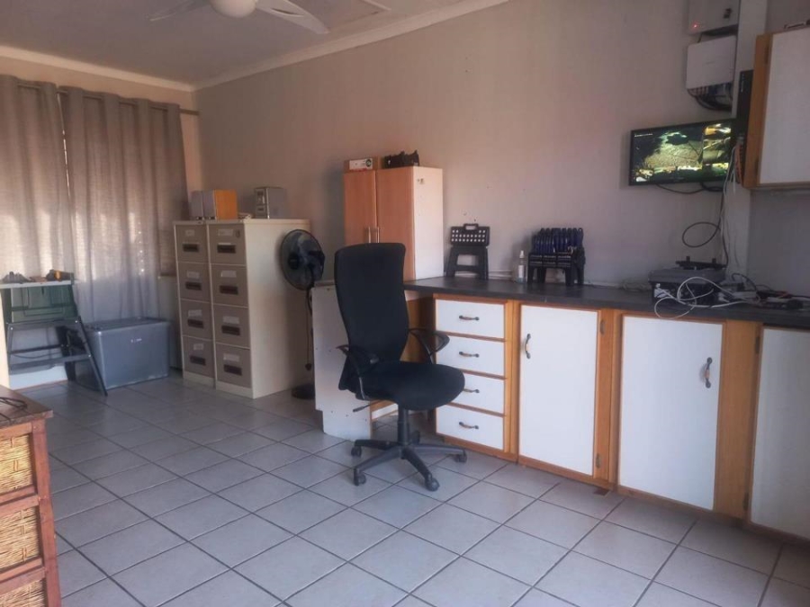 3 Bedroom Property for Sale in Heuweloord Gauteng