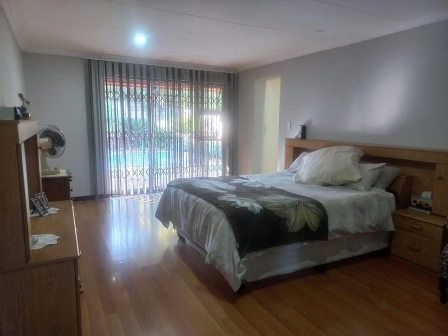 3 Bedroom Property for Sale in Heuweloord Gauteng