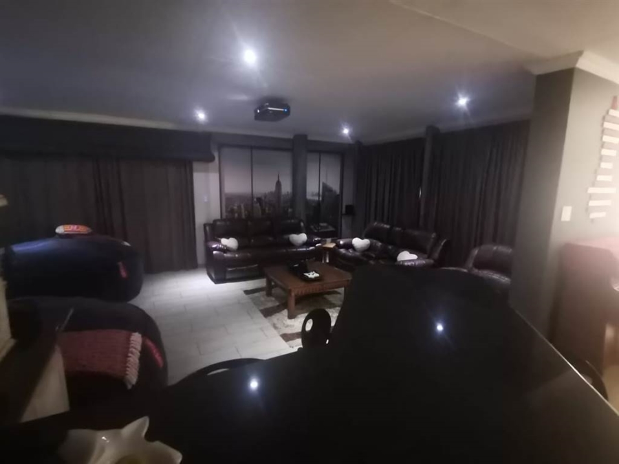 3 Bedroom Property for Sale in Florauna Gauteng