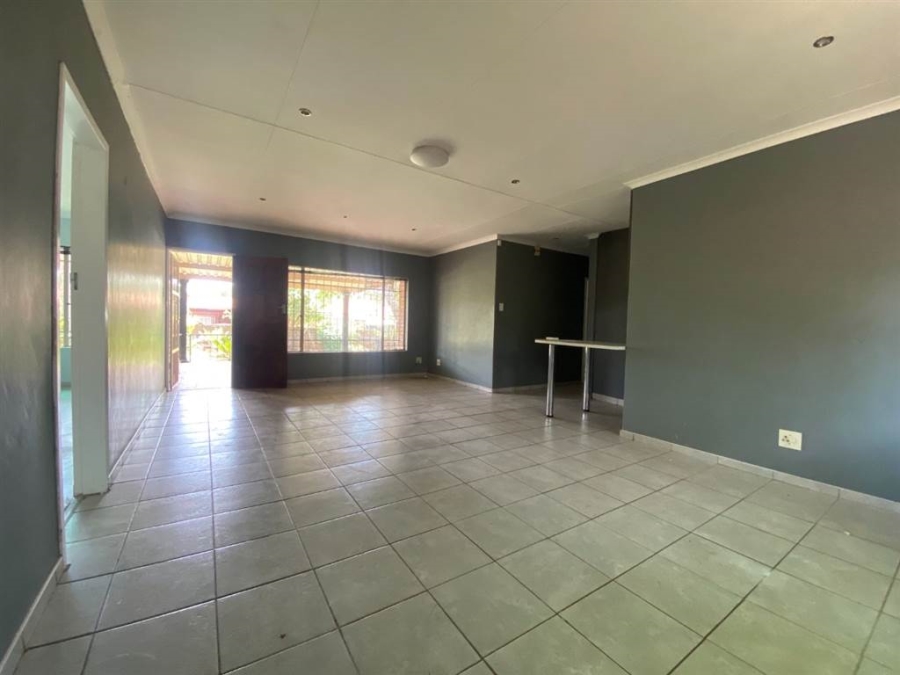 3 Bedroom Property for Sale in Karen Park Gauteng