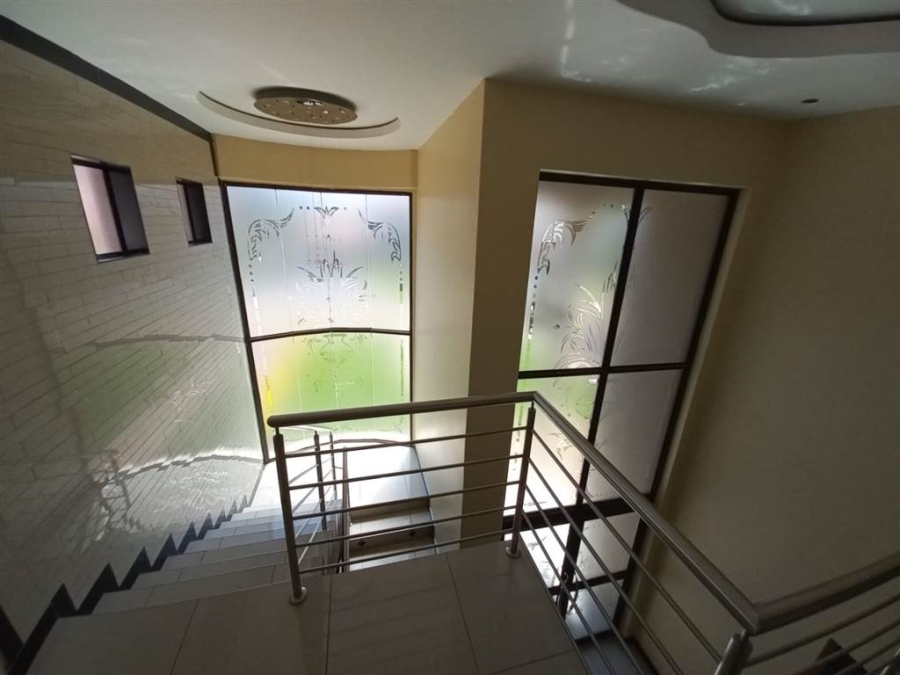 4 Bedroom Property for Sale in Ninapark Gauteng