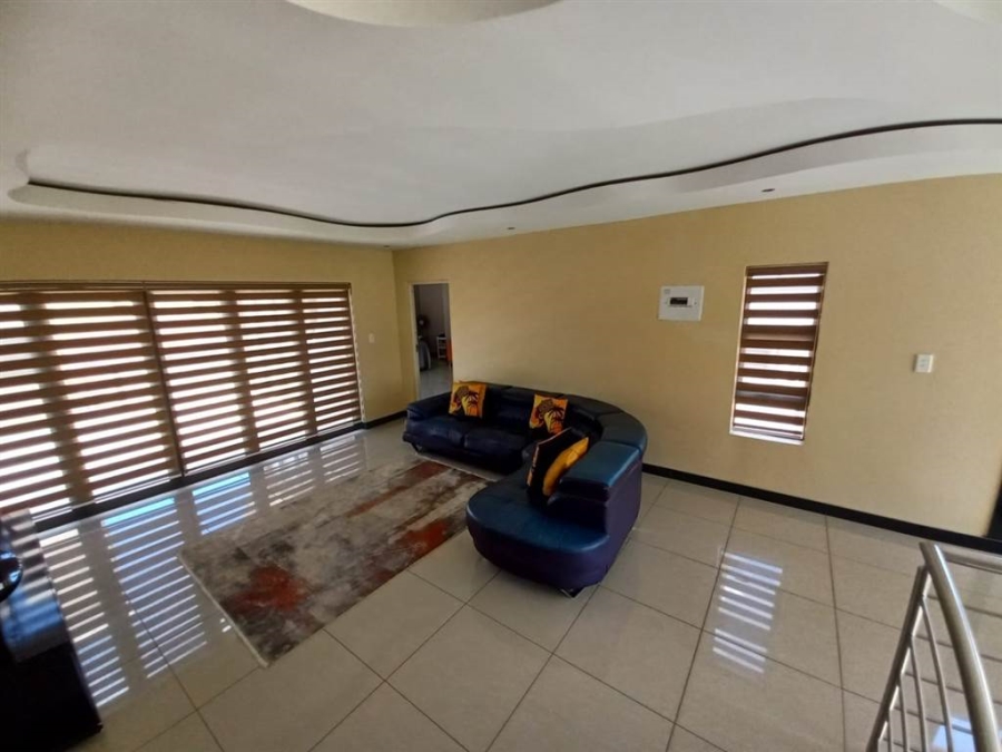 4 Bedroom Property for Sale in Ninapark Gauteng