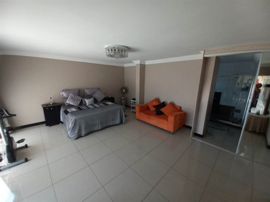 4 Bedroom Property for Sale in Ninapark Gauteng