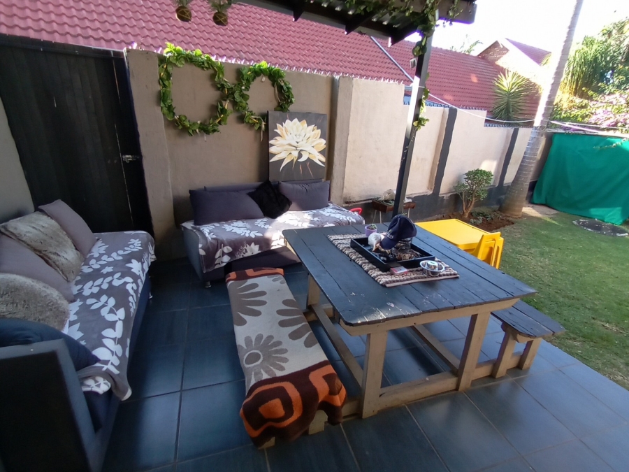 3 Bedroom Property for Sale in Moreleta Park Gauteng