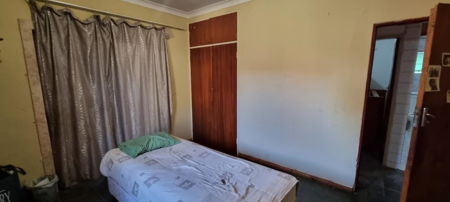 0 Bedroom Property for Sale in Booysens Gauteng