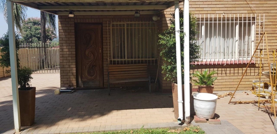 3 Bedroom Property for Sale in Mountain View Gauteng