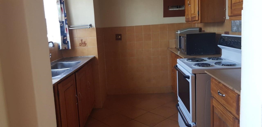 3 Bedroom Property for Sale in Mountain View Gauteng