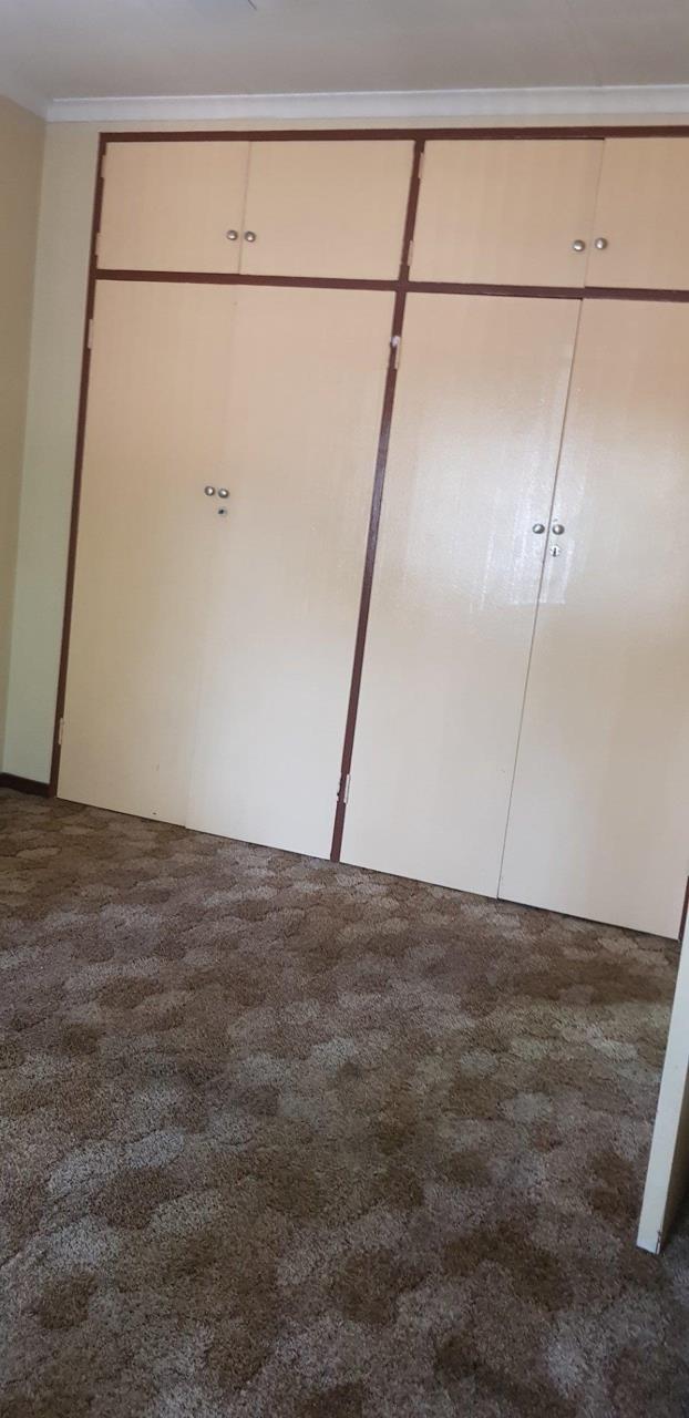 3 Bedroom Property for Sale in Mountain View Gauteng