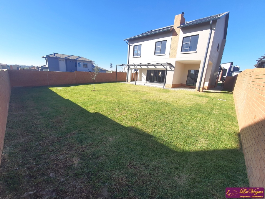 To Let 4 Bedroom Property for Rent in Six Fountains Residential Estate Gauteng