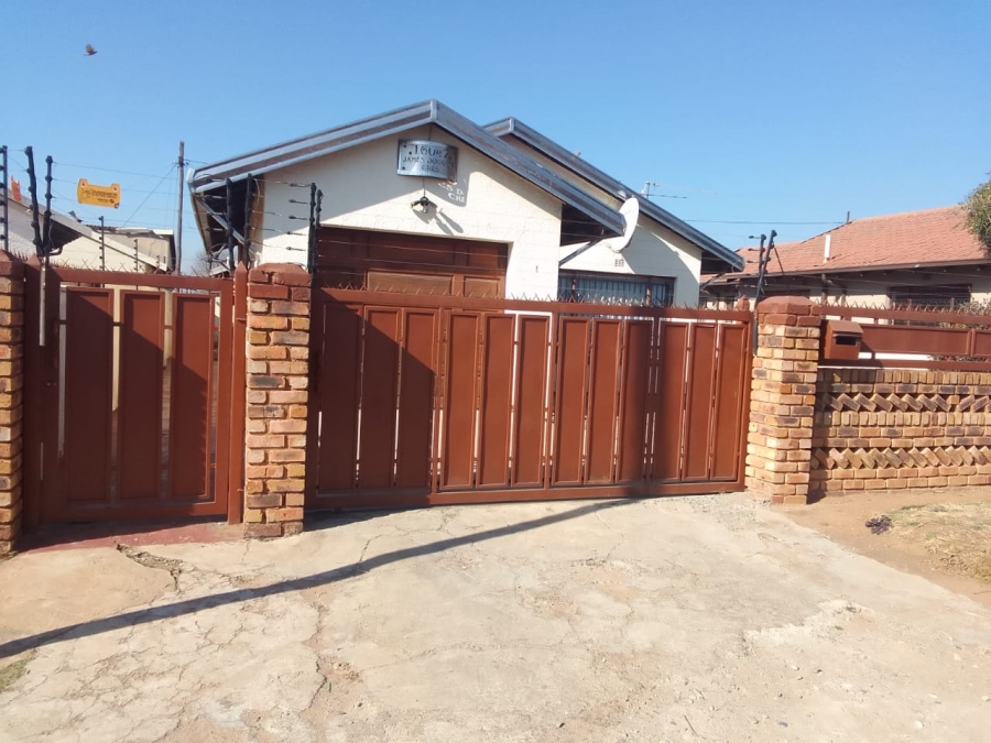 3 Bedroom Property for Sale in Daveyton Gauteng