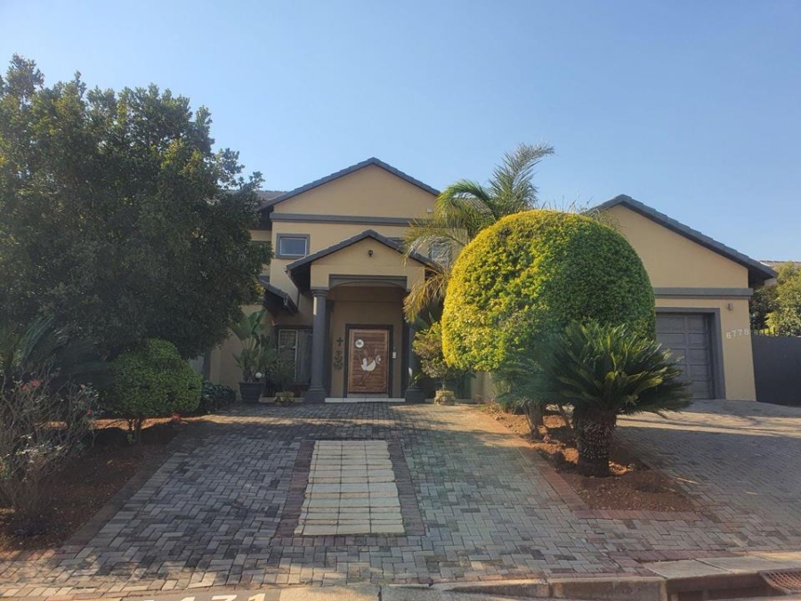 6 Bedroom Property for Sale in Eldo Village Estate Gauteng