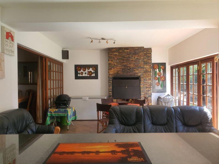 5 Bedroom Property for Sale in Eldo Ridge Estate Gauteng