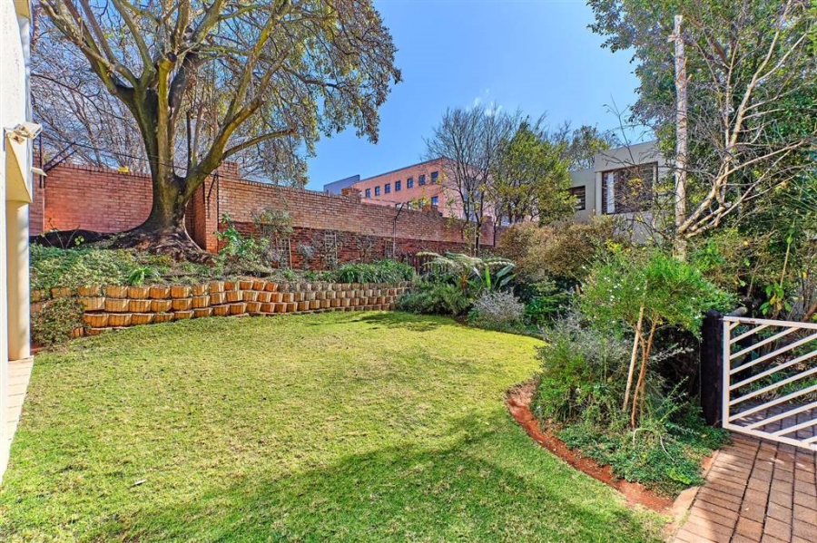 2 Bedroom Property for Sale in Illovo Gauteng