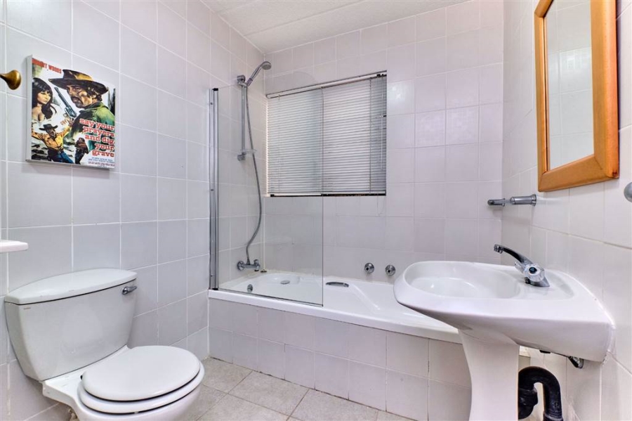 2 Bedroom Property for Sale in Illovo Gauteng