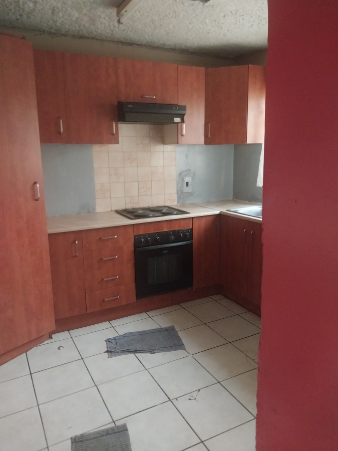 To Let 2 Bedroom Property for Rent in Regents Park Gauteng