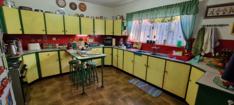 5 Bedroom Property for Sale in Theresa Park Gauteng