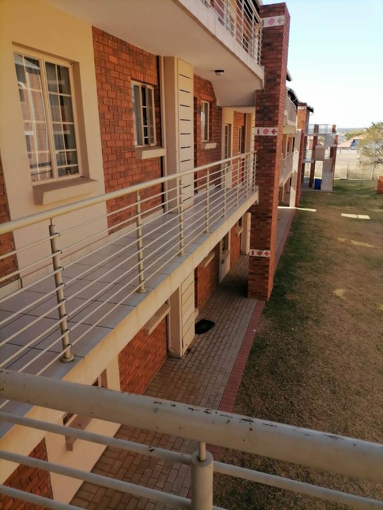 2 Bedroom Property for Sale in Centurion Gauteng