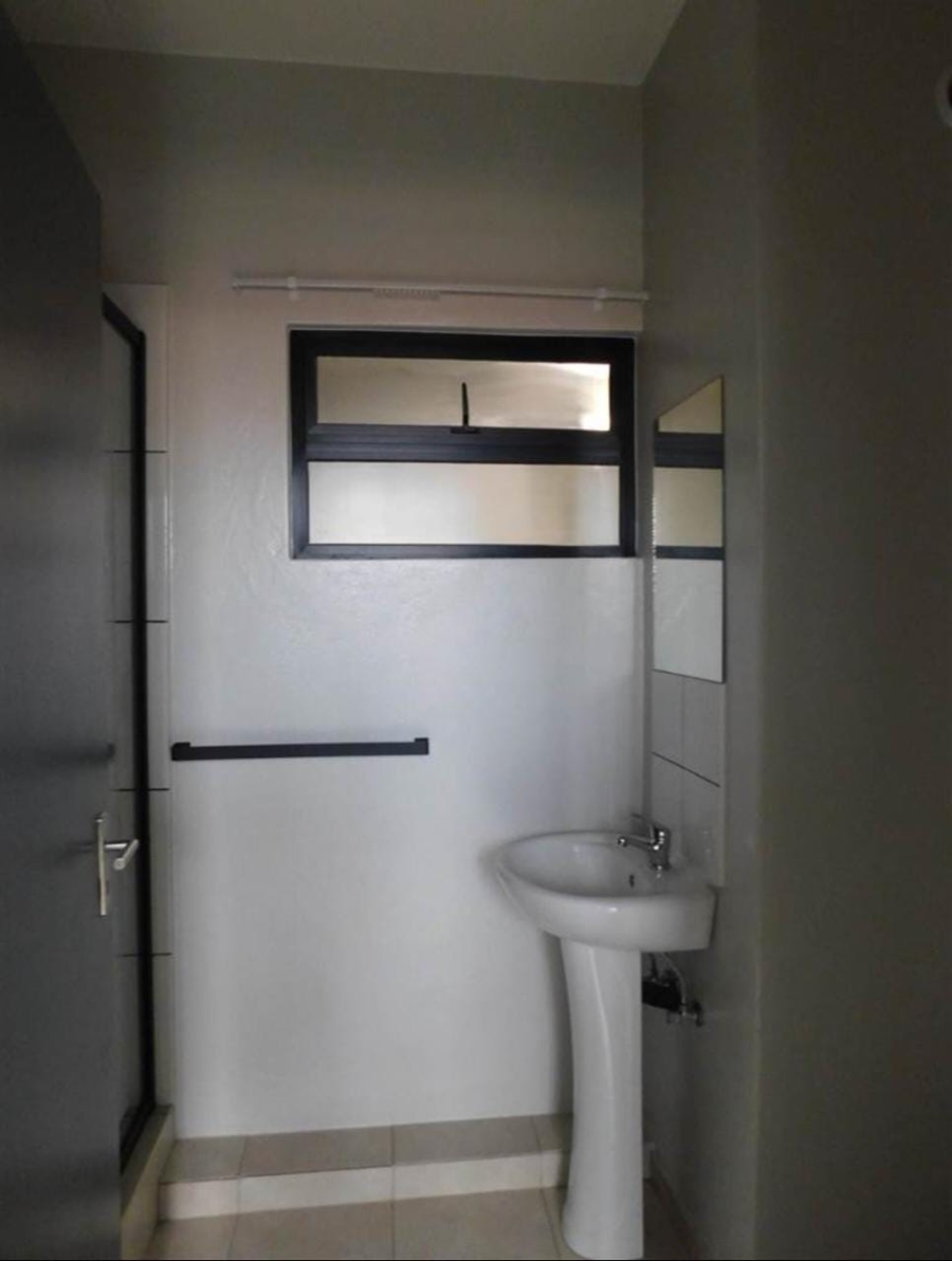 To Let 2 Bedroom Property for Rent in Maboneng Gauteng