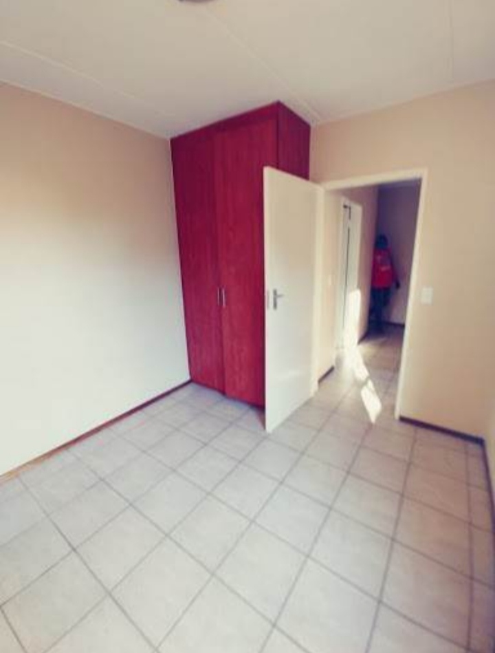 To Let 3 Bedroom Property for Rent in Terenure Gauteng