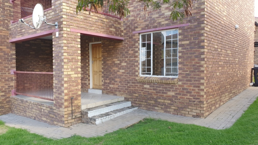2 Bedroom Property for Sale in Midrand Gauteng