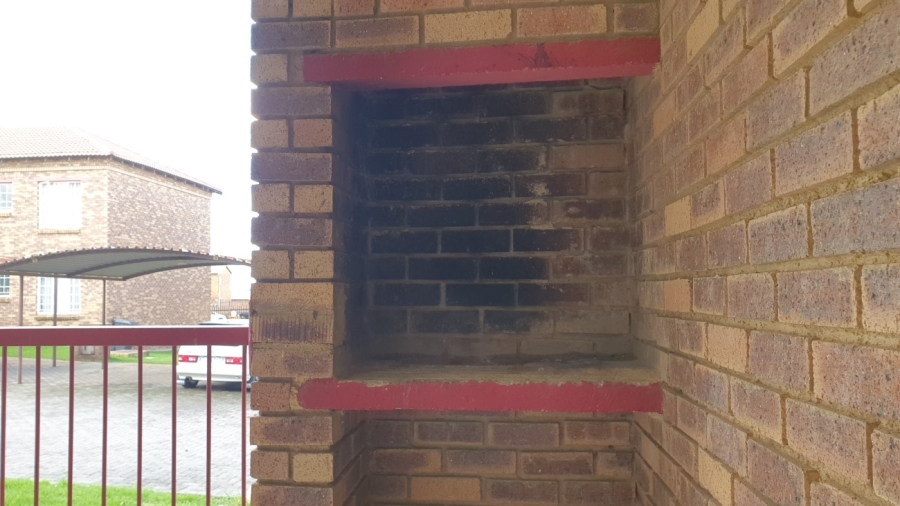 2 Bedroom Property for Sale in Midrand Gauteng