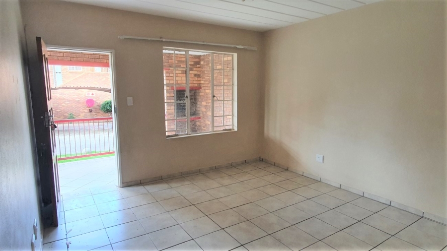 2 Bedroom Property for Sale in Midrand Gauteng