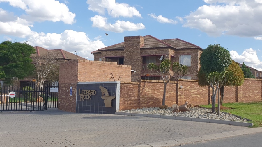 2 Bedroom Property for Sale in Midrand Gauteng