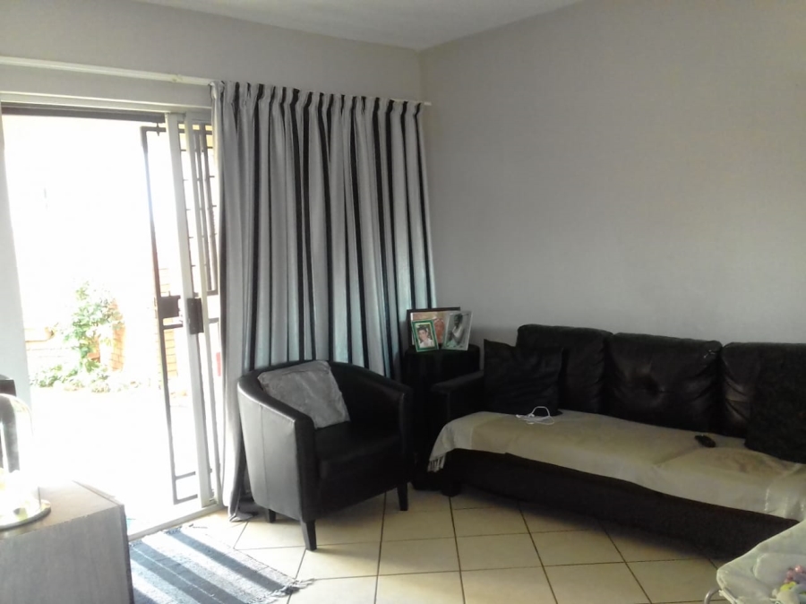 To Let 2 Bedroom Property for Rent in Centurion Gauteng