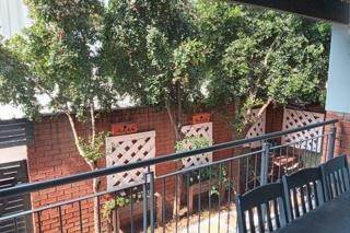 2 Bedroom Property for Sale in Greenstone Hill Gauteng