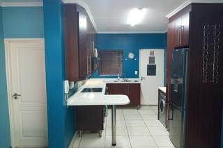 2 Bedroom Property for Sale in Greenstone Hill Gauteng