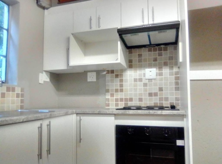 To Let 1 Bedroom Property for Rent in Terenure Gauteng