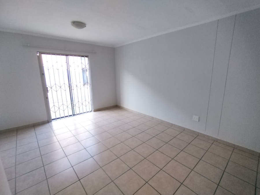 To Let 2 Bedroom Property for Rent in Noordwyk Gauteng