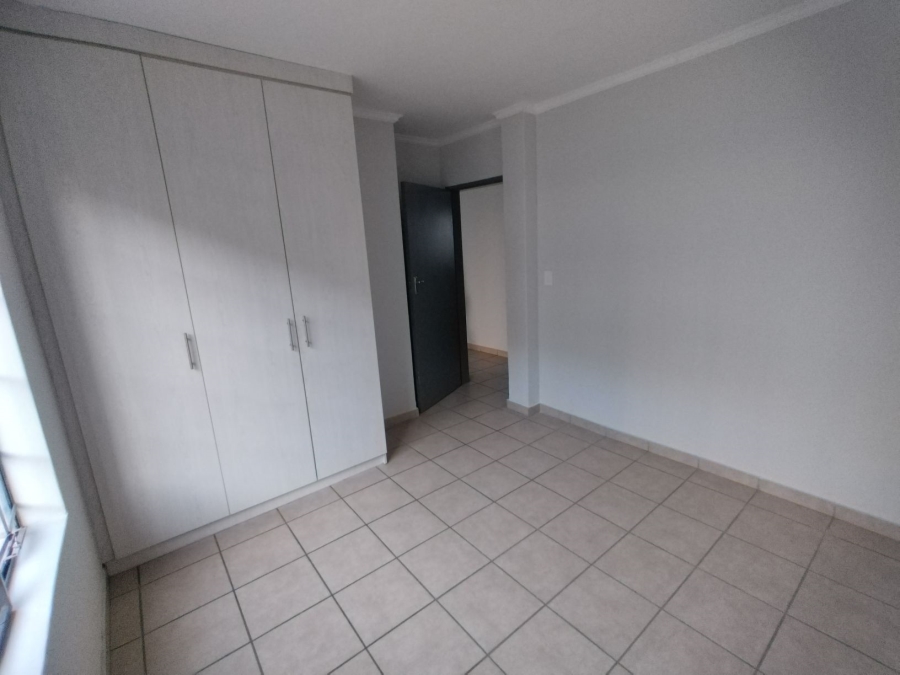 To Let 2 Bedroom Property for Rent in Noordwyk Gauteng