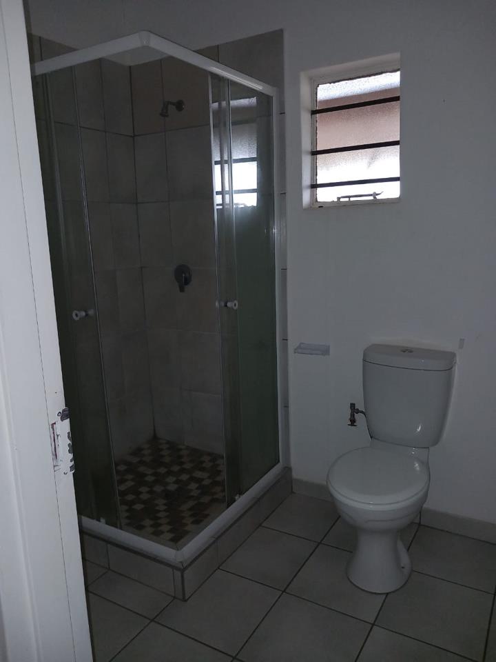 To Let 1 Bedroom Property for Rent in Clayville Gauteng