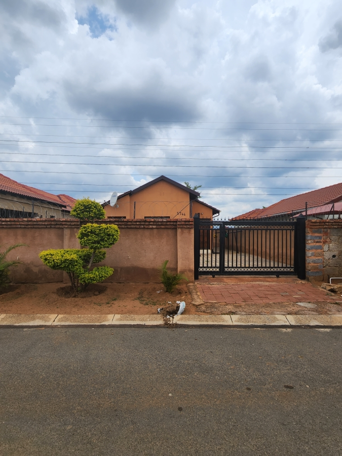 3 Bedroom Property for Sale in Soshanguve VV Gauteng