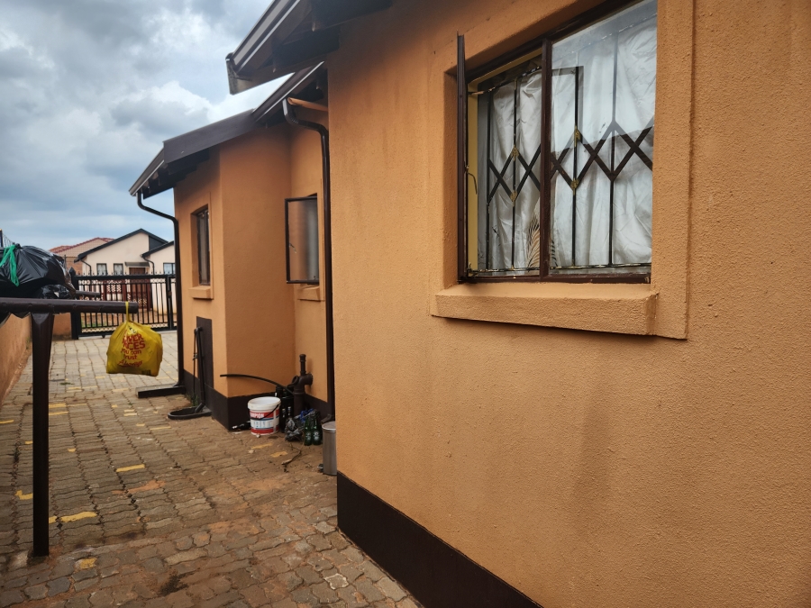 3 Bedroom Property for Sale in Soshanguve VV Gauteng