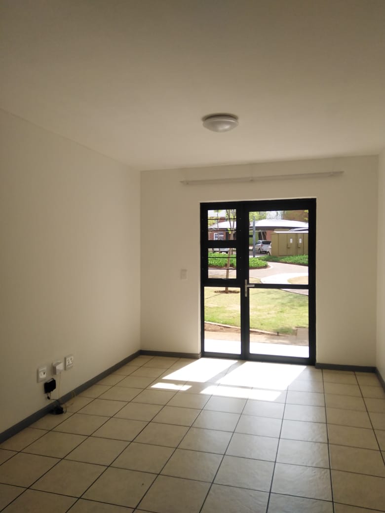 To Let 1 Bedroom Property for Rent in Parkdene Gauteng