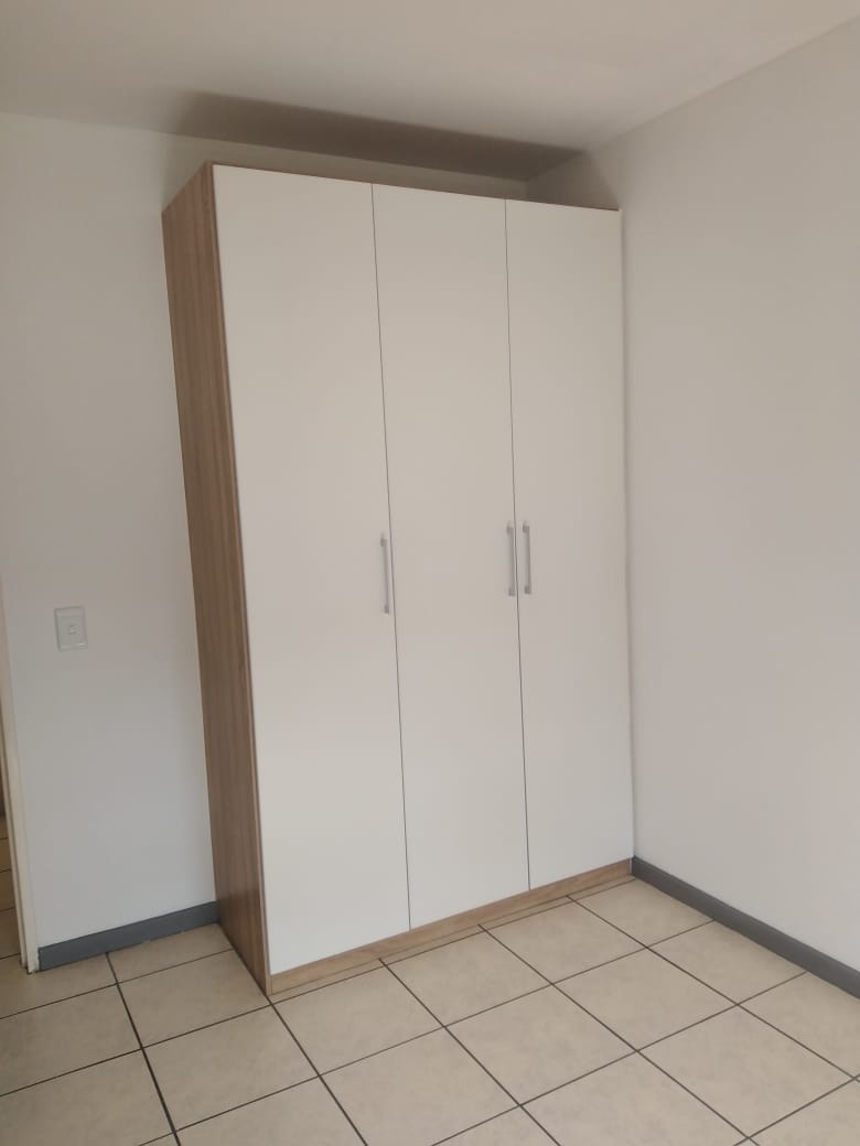 To Let 1 Bedroom Property for Rent in Parkdene Gauteng