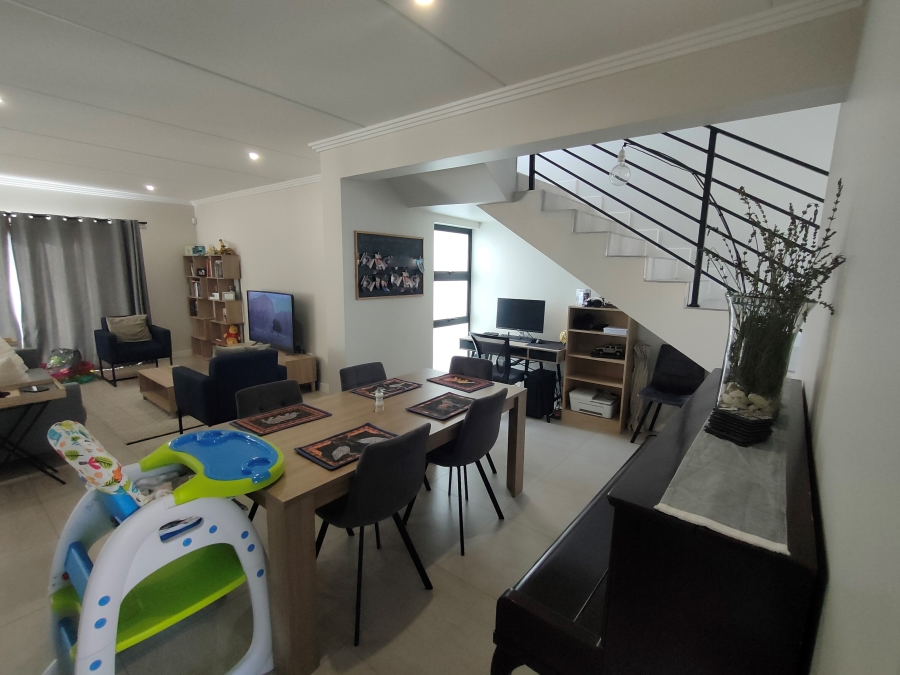 3 Bedroom Property for Sale in Amorosa Gauteng
