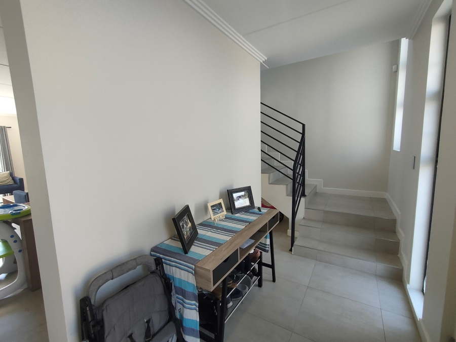 3 Bedroom Property for Sale in Amorosa Gauteng