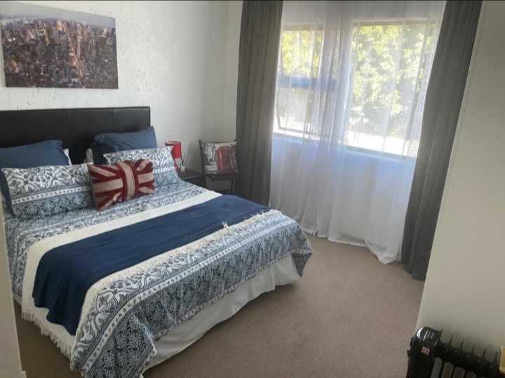 To Let 2 Bedroom Property for Rent in Sunninghill Gauteng