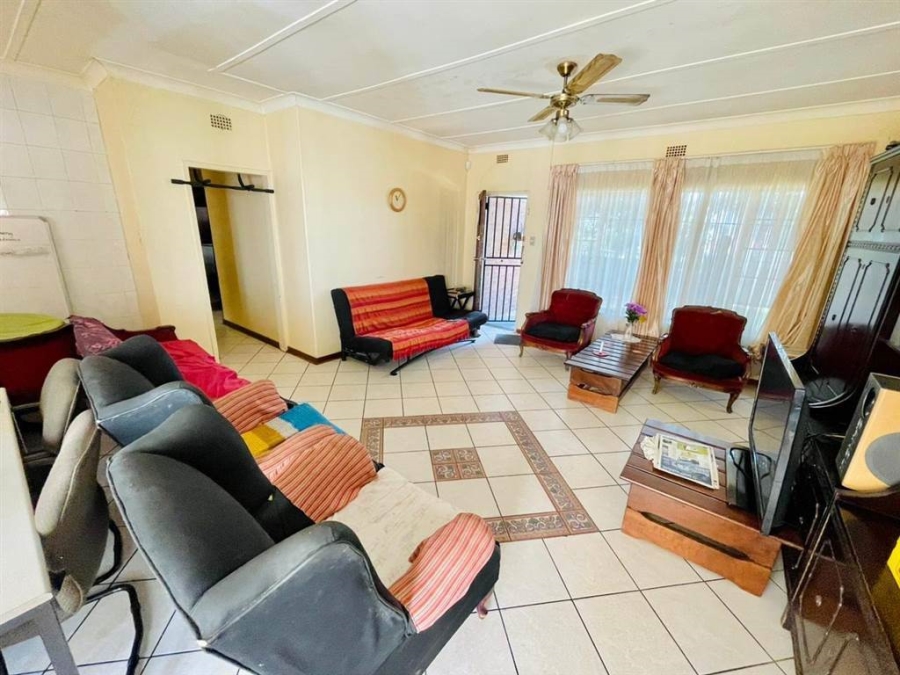 4 Bedroom Property for Sale in Tulisa Park Gauteng