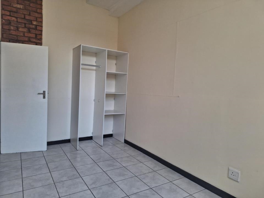 To Let 1 Bedroom Property for Rent in Jeppestown Gauteng