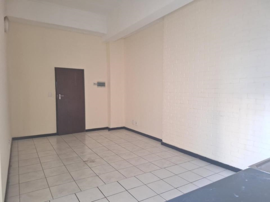 To Let 1 Bedroom Property for Rent in Jeppestown Gauteng