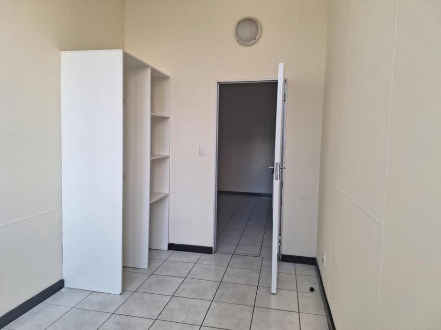 To Let 1 Bedroom Property for Rent in Jeppestown Gauteng