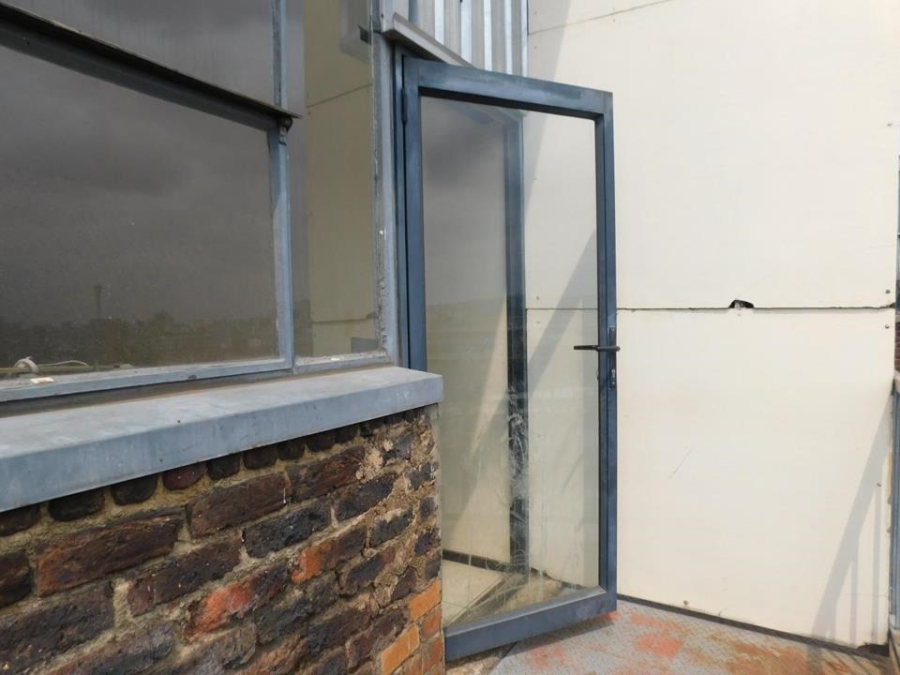 1 Bedroom Property for Sale in Johannesburg Central Gauteng