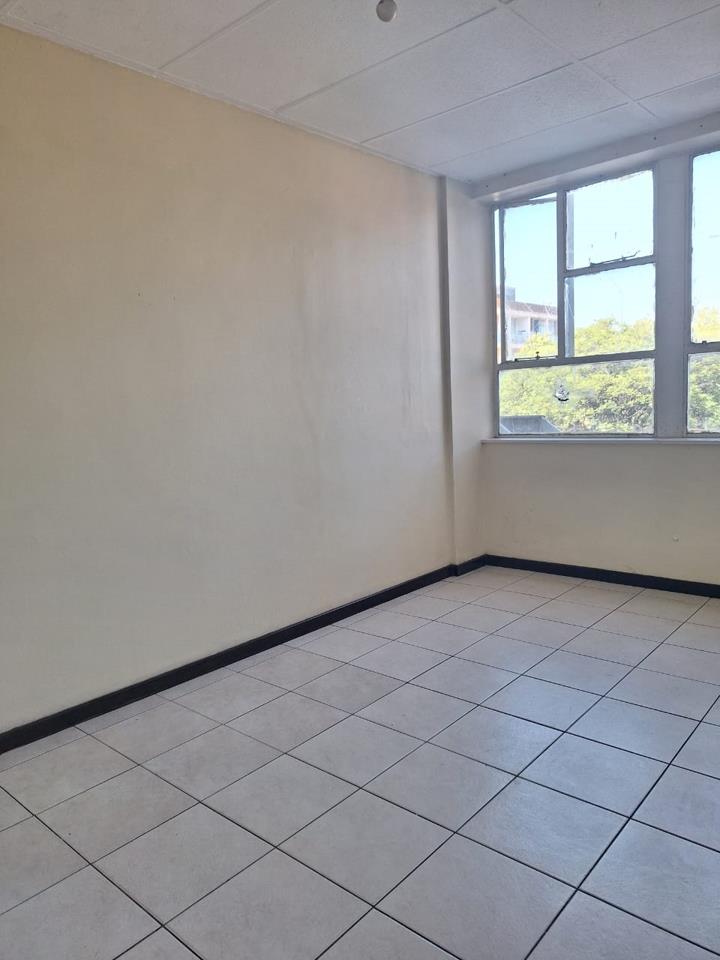 To Let 2 Bedroom Property for Rent in Yeoville Gauteng