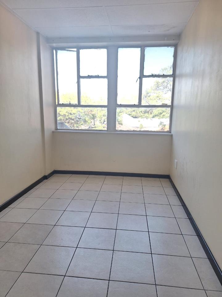 To Let 2 Bedroom Property for Rent in Yeoville Gauteng