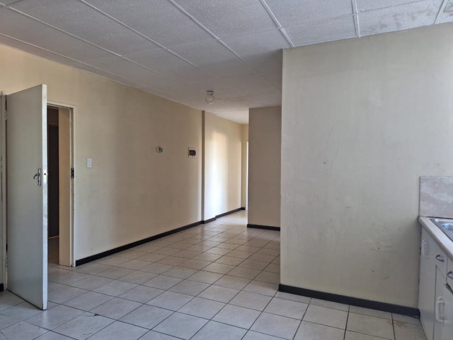 To Let 2 Bedroom Property for Rent in Yeoville Gauteng